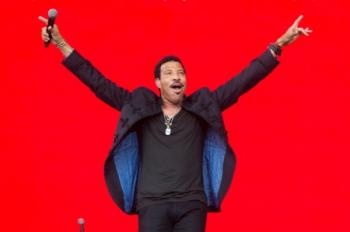 Lionel Richie - Glastonbury Festival 2015